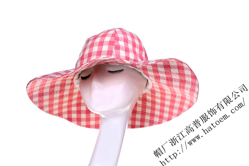制帽廠告訴你，批量定做一頂遮陽(yáng)帽要多少錢？